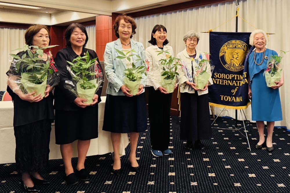 ソロプチミスト例会写真